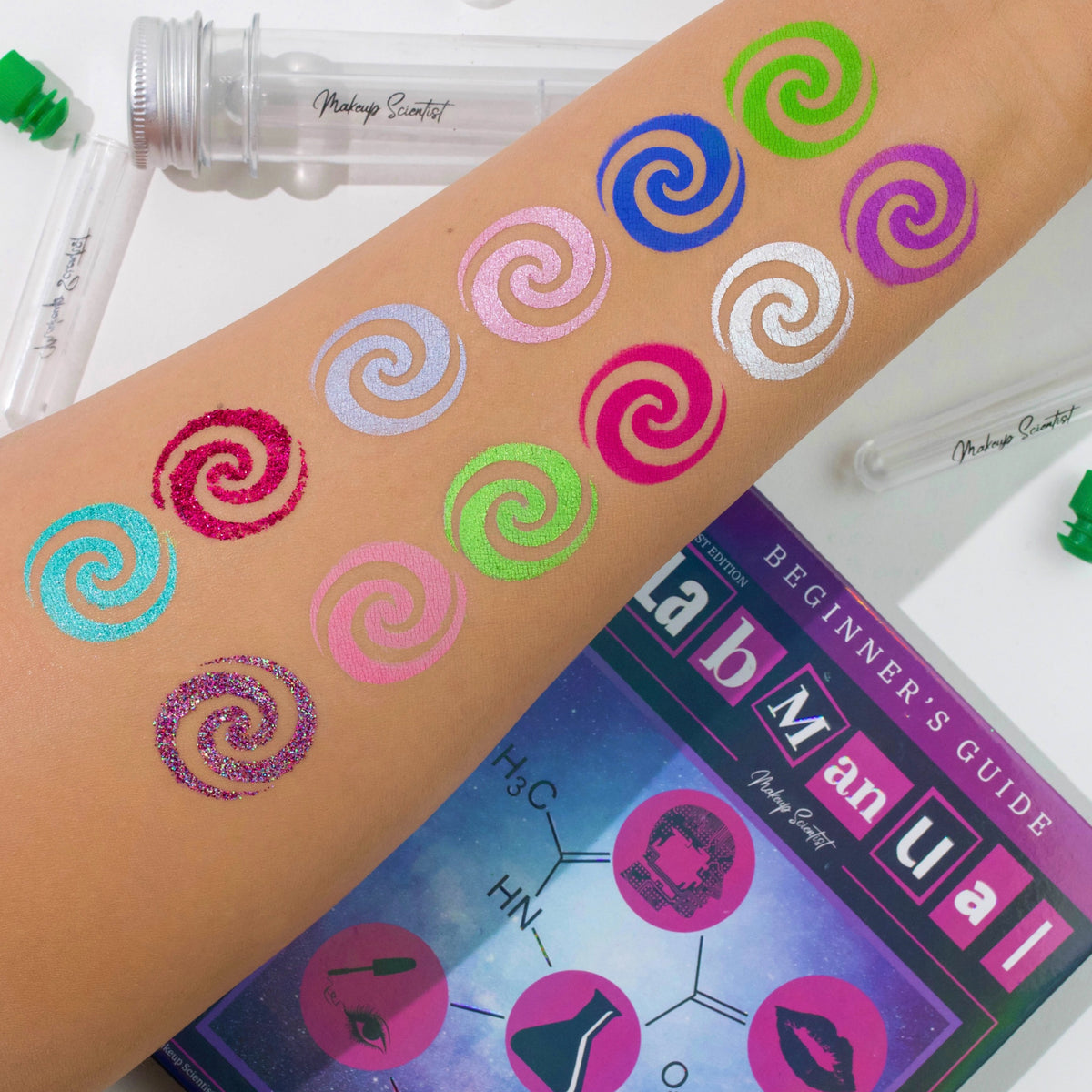 12-color highly pigmented Lab Manual